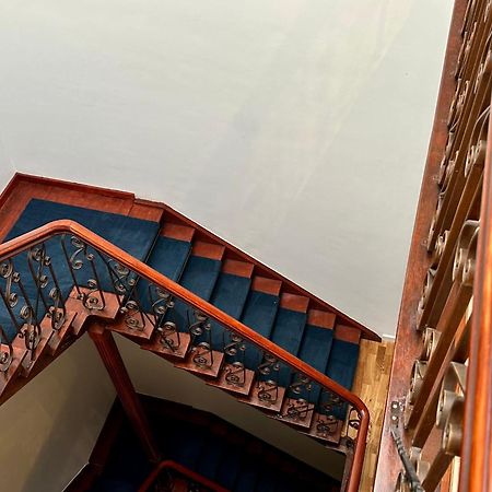 Stay In Artist'S Gallery Антверпен Екстериор снимка